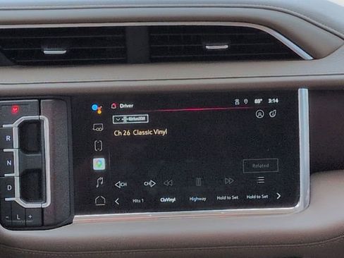 Used 2022 GMC Yukon Denali w/ Denali Ultimate Package RWD image 19