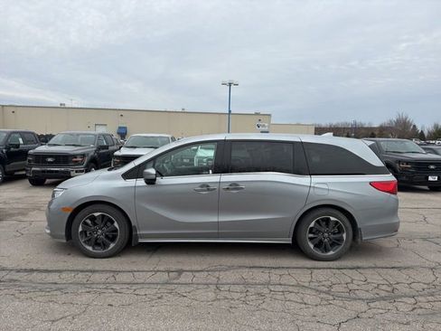Used 2021 Honda Odyssey Elite image 8