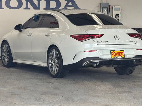 Used 2022 Mercedes-Benz CLA 250 4MATIC image 5