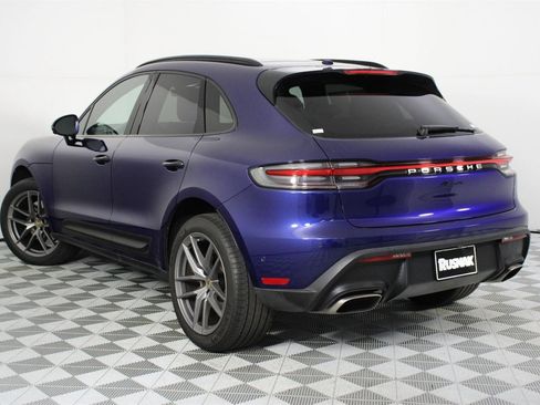 Used 2023 Porsche Macan image 3