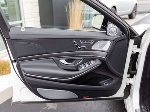 Used 2018 Mercedes-Benz S 63 AMG S 4MATIC Sedan image 13