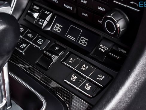 Used 2018 Porsche 911 Carrera S image 23