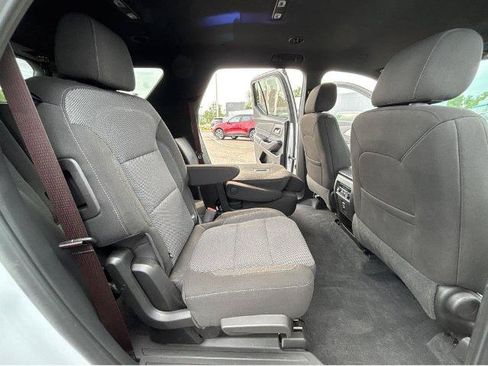 Used 2023 Chevrolet Traverse LT w/ LPO, Floor Liner Package AWD/4WD image 7
