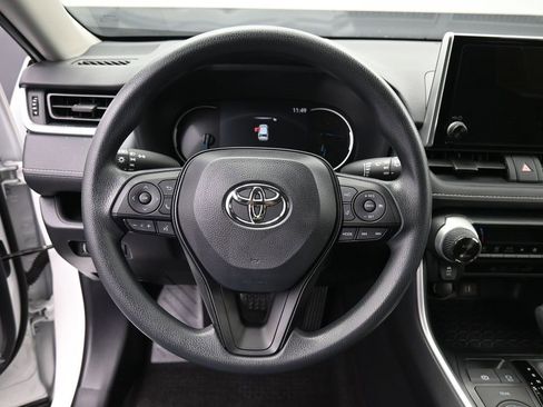 Certified 2025 Toyota RAV4 LE image 15