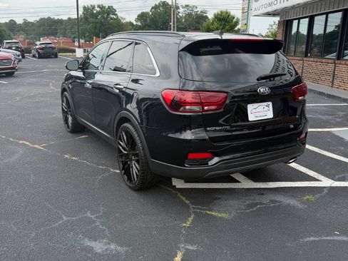 Used 2019 Kia Sorento S FWD image 7