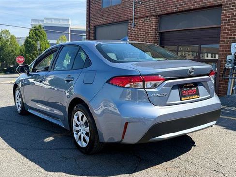 Used 2022 Toyota Corolla LE FWD image 8
