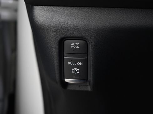 Used 2025 Nissan Armada PRO-4X w/ Pro-4X Premium Package image 30