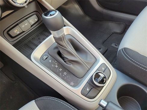 New 2026 Hyundai Venue SEL image 14