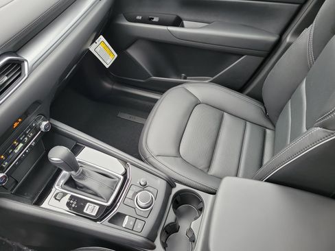 New 2025 MAZDA CX-5 AWD 2.5 S w/ Preferred Package image 25