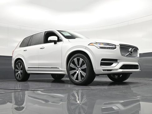 Used 2020 Volvo XC90 T6 Inscription w/ Protection Package Premier AWD/4WD image 31