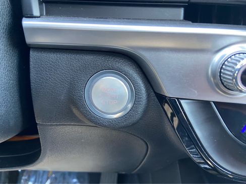 Used 2024 Kia Telluride S w/ S Sunroof Package FWD image 29