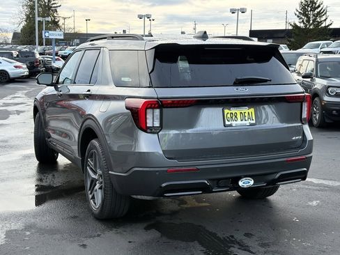 New 2026 Ford Explorer ST-Line w/ ST-Line Street Pack image 10
