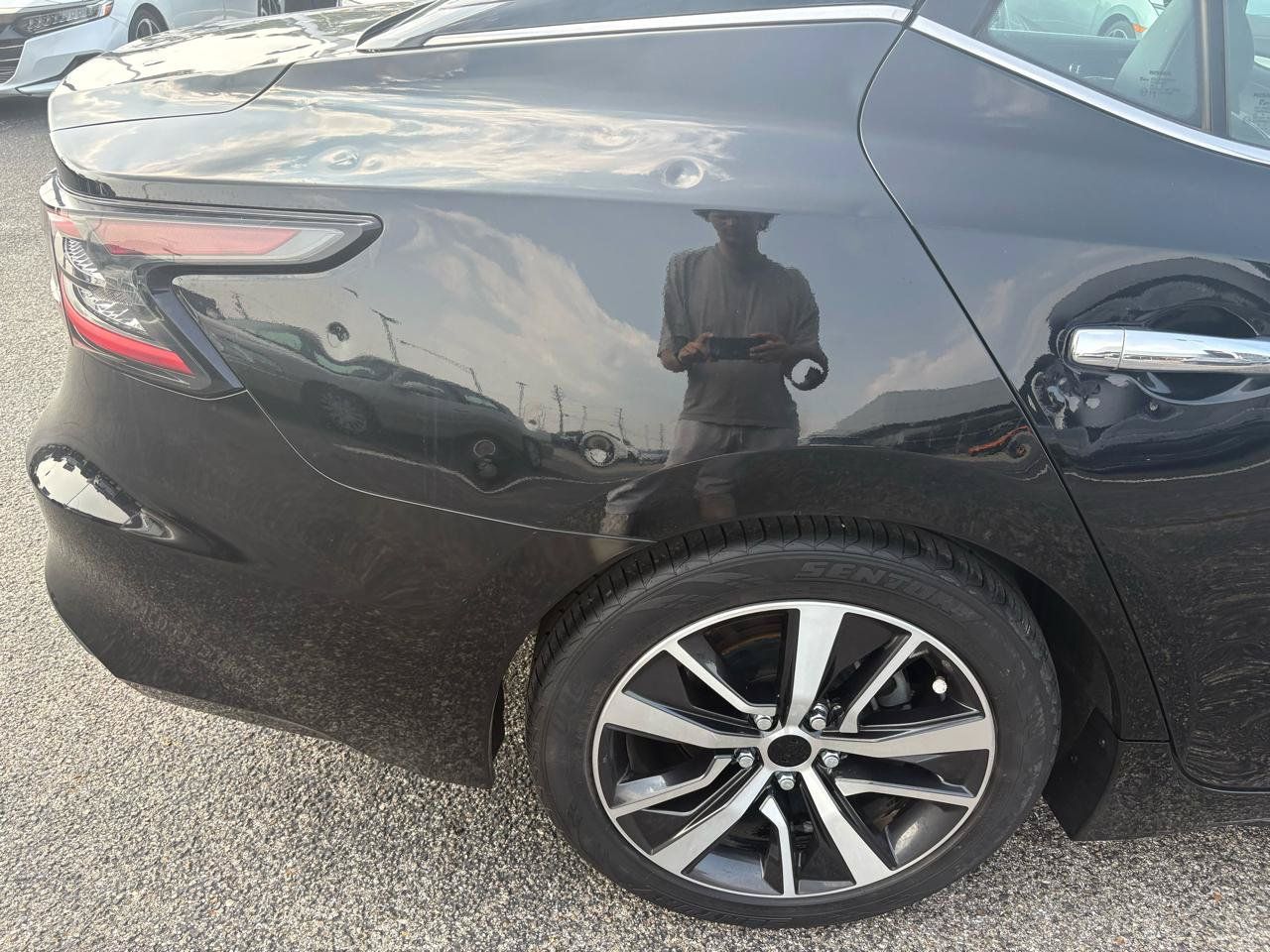 Used 2020 Nissan Maxima 3.5 SV w/ Floor Mat Group FWD image 14