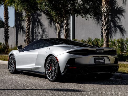 Used 2022 McLaren GT image 44