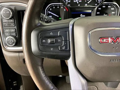 Used 2021 GMC Sierra 1500 SLT w/ X31 Off-Road Package AWD/4WD image 11