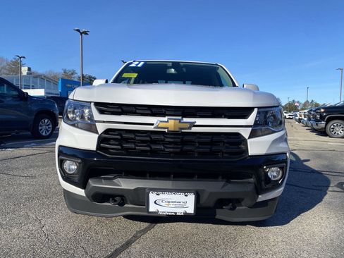 Used 2021 Chevrolet Colorado LT w/ LT Convenience Package image 2