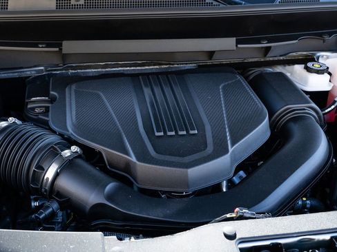 New 2026 Chevrolet Traverse LT image 42