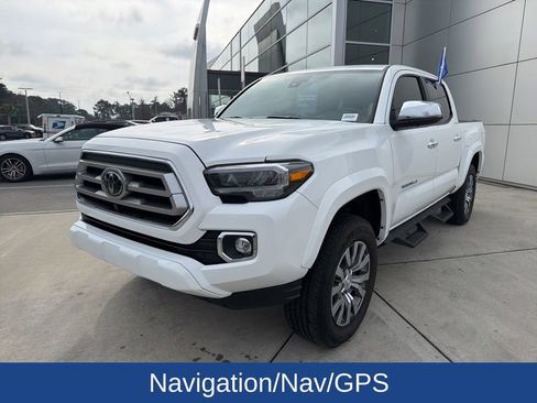 Used 2023 Toyota Tacoma Limited image 4