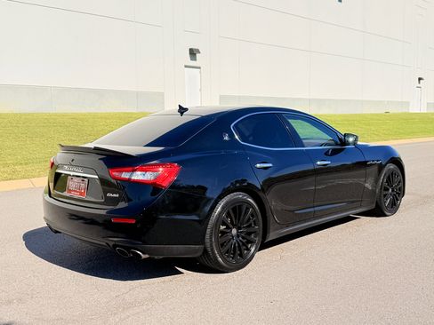 Used 2017 Maserati Ghibli image 8