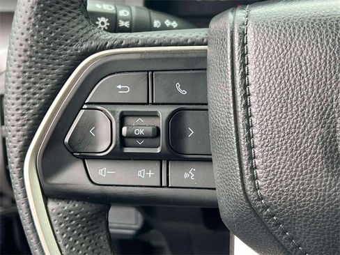 Certified 2025 Toyota Tacoma SR5 w/ SR5 Upgrade Package image 28