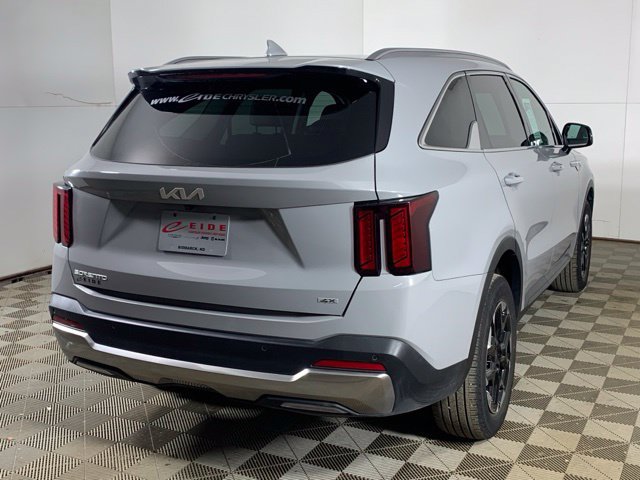 Used 2025 Kia Sorento S w/ Panoramic Sunroof Package AWD/4WD image 15