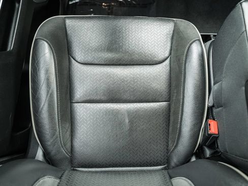 Used 2022 RAM 1500 Laramie AWD/4WD image 33