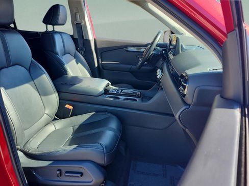 Certified 2024 Honda Pilot Touring image 22