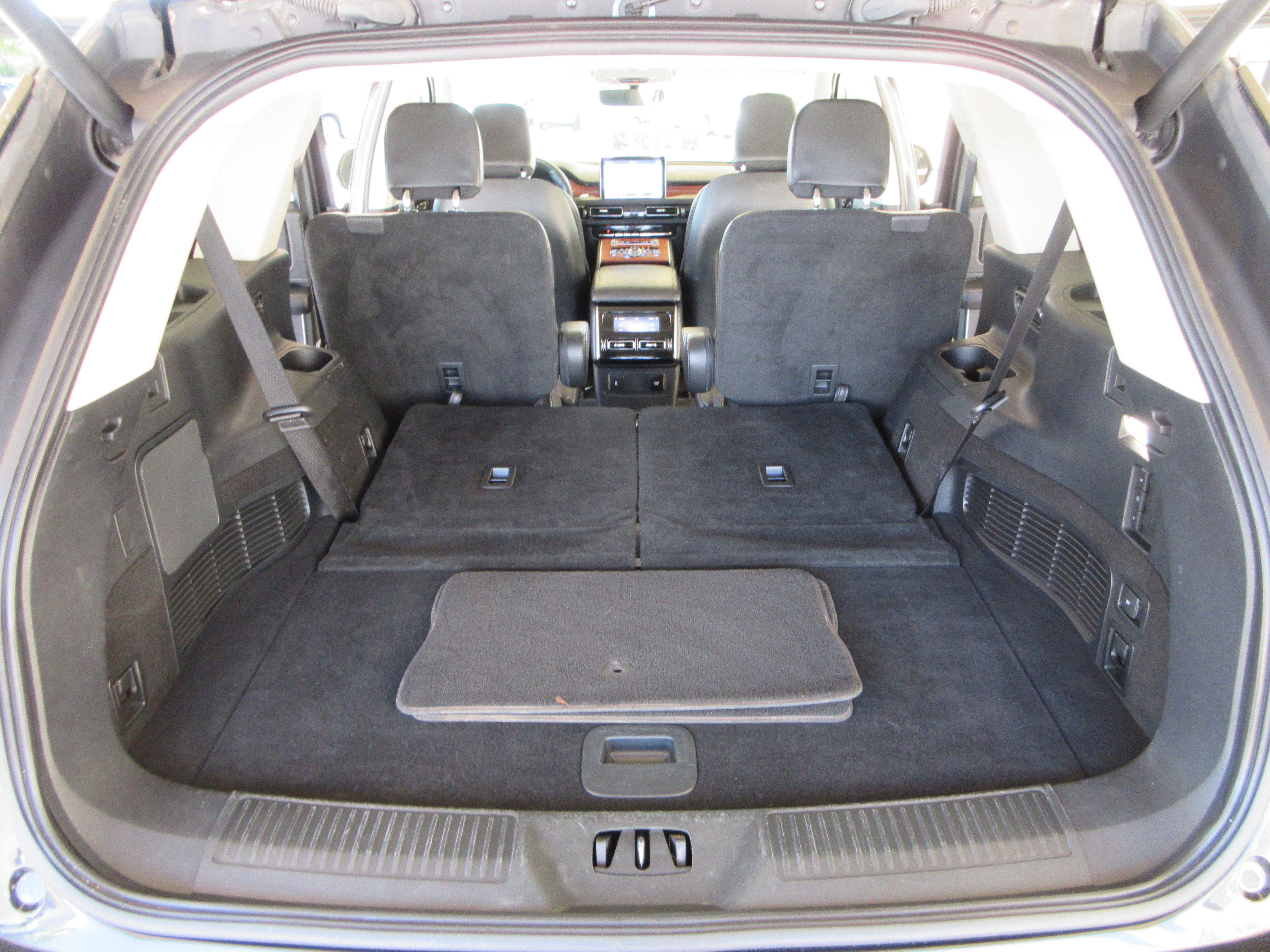 Used 2024 Lincoln Aviator Reserve AWD/4WD image 57