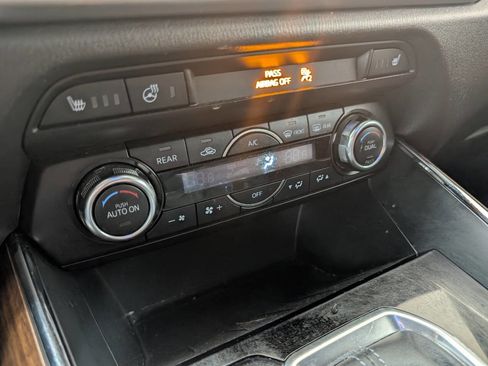 Used 2017 MAZDA CX-9 Signature image 12