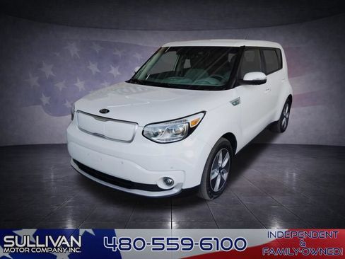 Used 2017 Kia Soul EV + FWD image 1