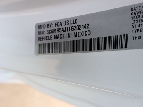New 2026 RAM 2500 Tradesman w/ Chrome Appearance Group AWD/4WD image 35