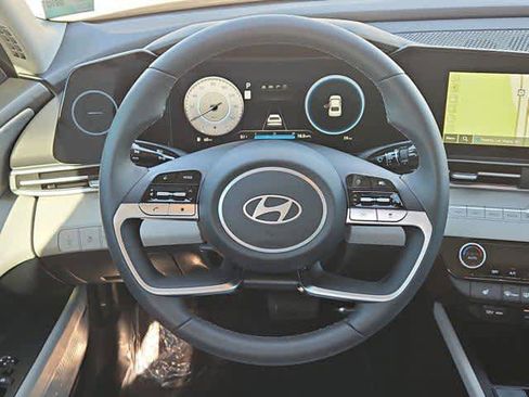 New 2026 Hyundai Elantra Limited image 23