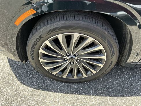 Used 2024 Hyundai Palisade Calligraphy AWD/4WD image 9