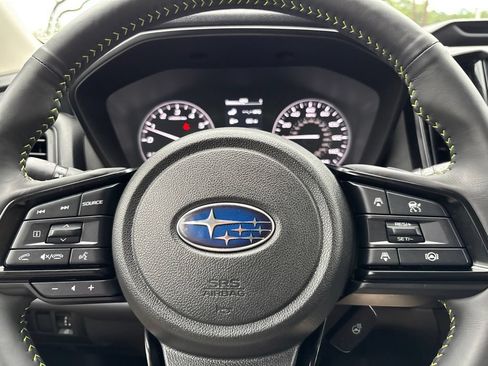 Certified 2025 Subaru Ascent Bronze Edition w/ Onyx Package AWD/4WD image 14
