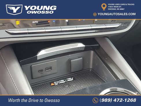 Used 2025 Buick Envision Avenir AWD/4WD image 20