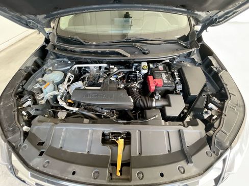 Used 2024 Nissan Rogue S AWD/4WD image 24