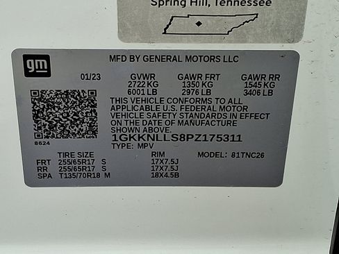 Used 2023 GMC Acadia AT4 w/ Technology Package image 28