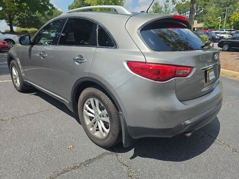 Used 2010 INFINITI FX35 AWD w/ Navigation Pkg image 3