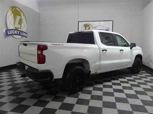 Used 2020 Chevrolet Silverado 1500 W/T w/ WT Value Package AWD/4WD image 10