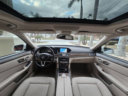 Used 2014 Mercedes-Benz E 350 E 350 Luxury 4MATIC AWD 4dr Wa image 11