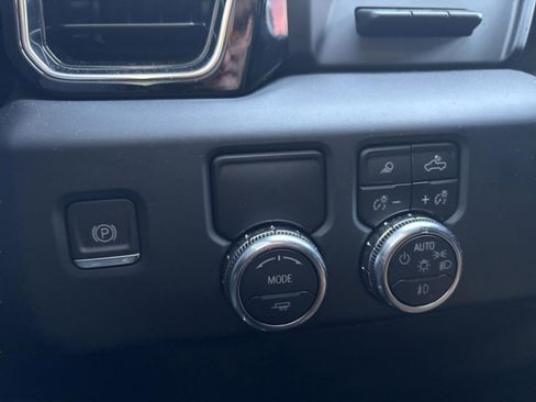 Used 2024 GMC Sierra 1500 Denali w/ Technology Package image 26