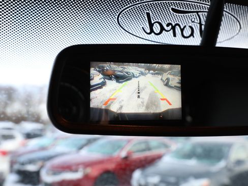 Used 2013 Ford F150 XLT w/ Luxury Equipment Group image 18