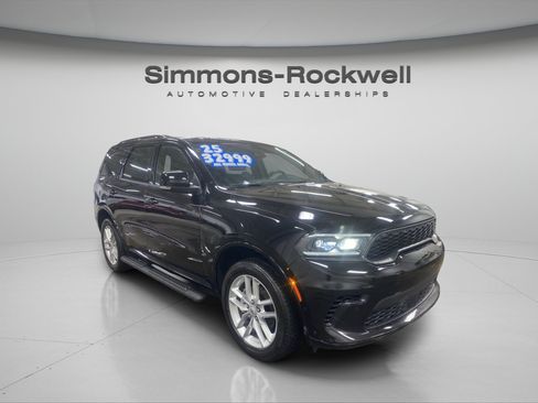 Used 2025 Dodge Durango GT AWD/4WD image 7