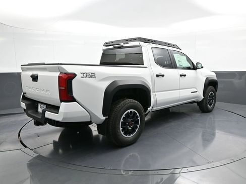 New 2024 Toyota Tacoma TRD Off-Road image 6