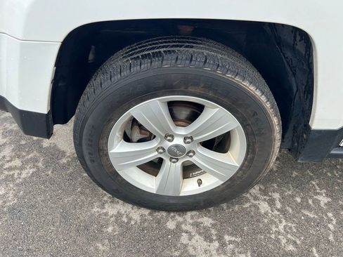 Used 2012 Jeep Patriot Latitude image 12