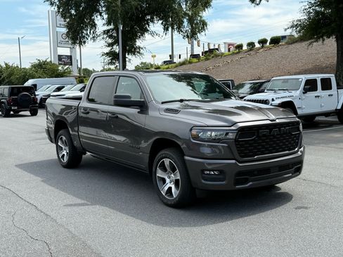 Used 2026 RAM 1500 Express RWD image 7