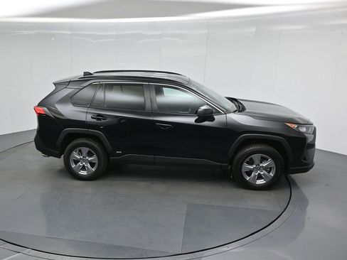Used 2022 Toyota RAV4 LE AWD/4WD image 53