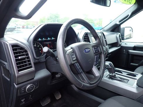 Used 2020 Ford F150 XLT w/ Equipment Group 302A Luxury AWD/4WD image 16