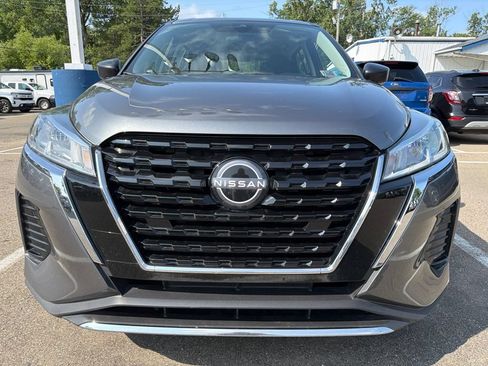 Used 2024 Nissan Kicks S FWD image 2