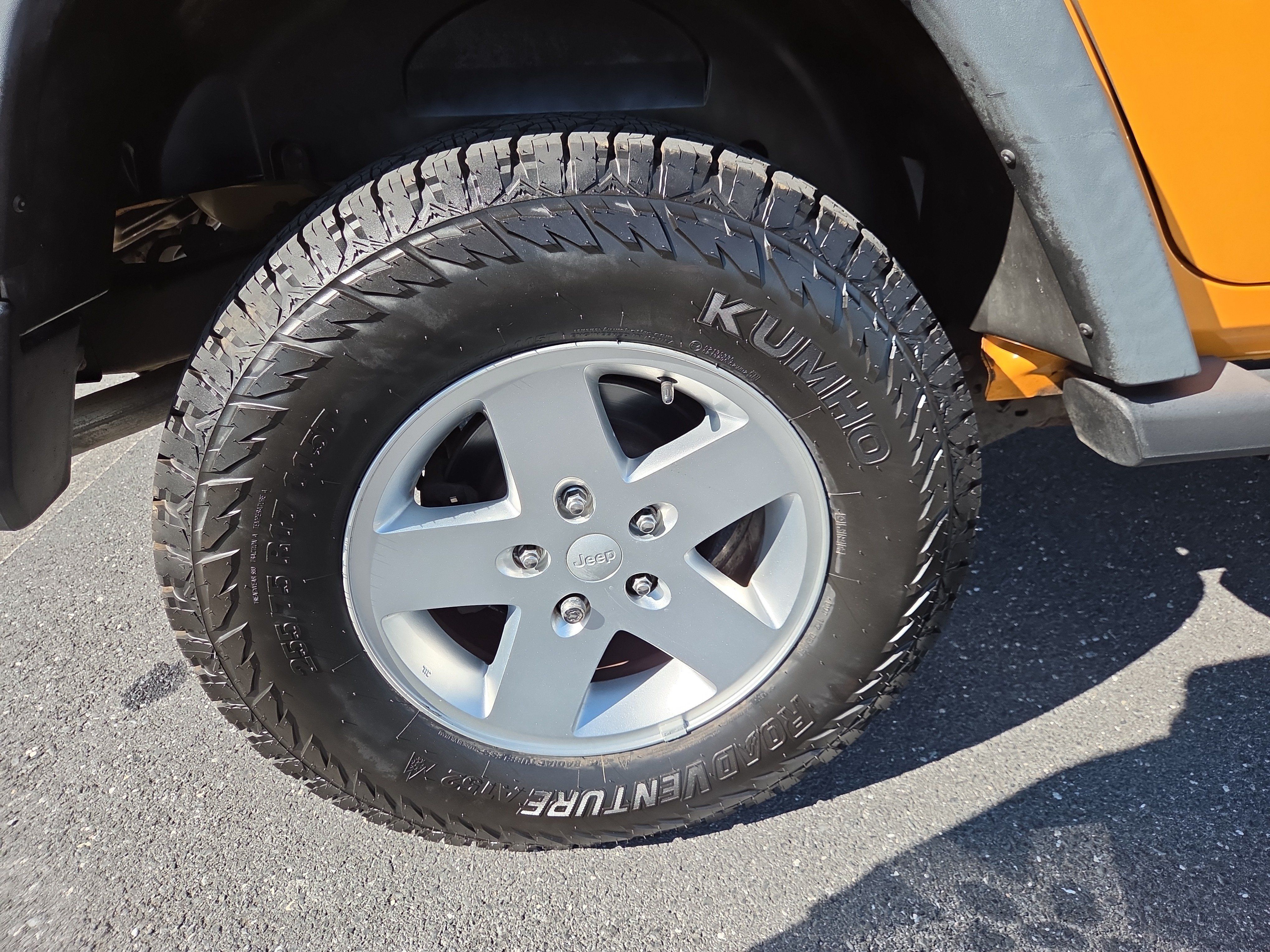 Used 2012 Jeep Wrangler Unlimited Sport AWD/4WD image 27